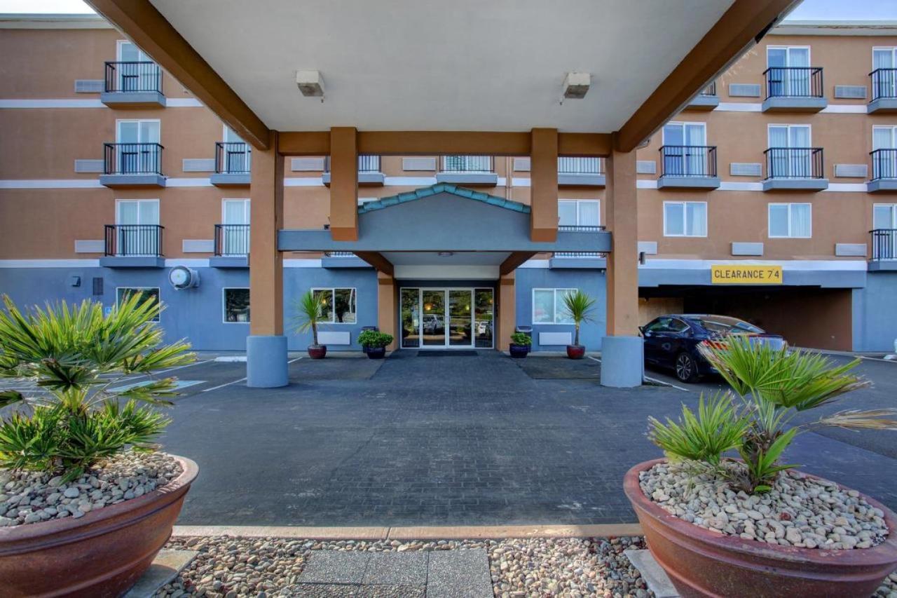 Inn At Lincoln City By Oyo Exterior photo