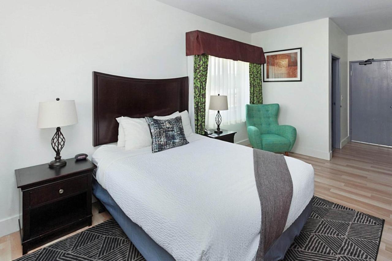 Inn At Lincoln City By Oyo Exterior photo